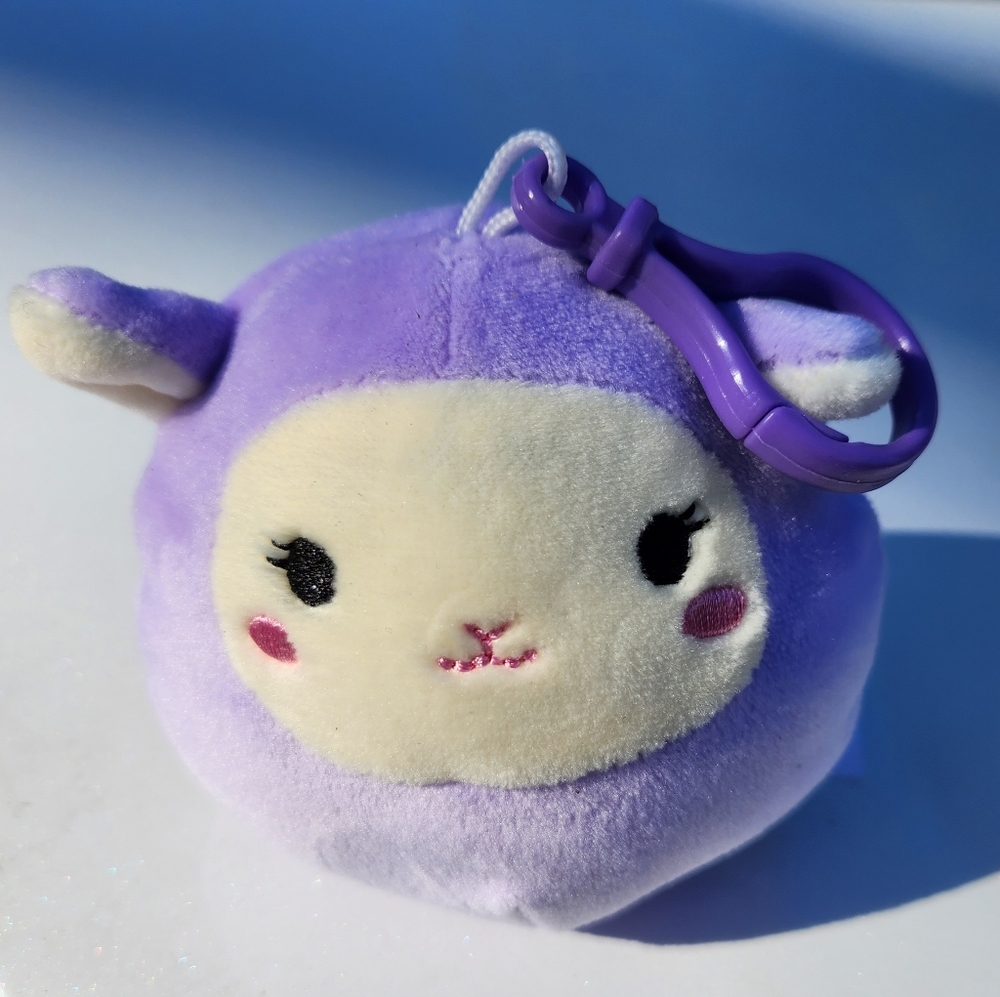 Rare  NWOT Squishmallows Beatrice Lamb Clip 3.5"